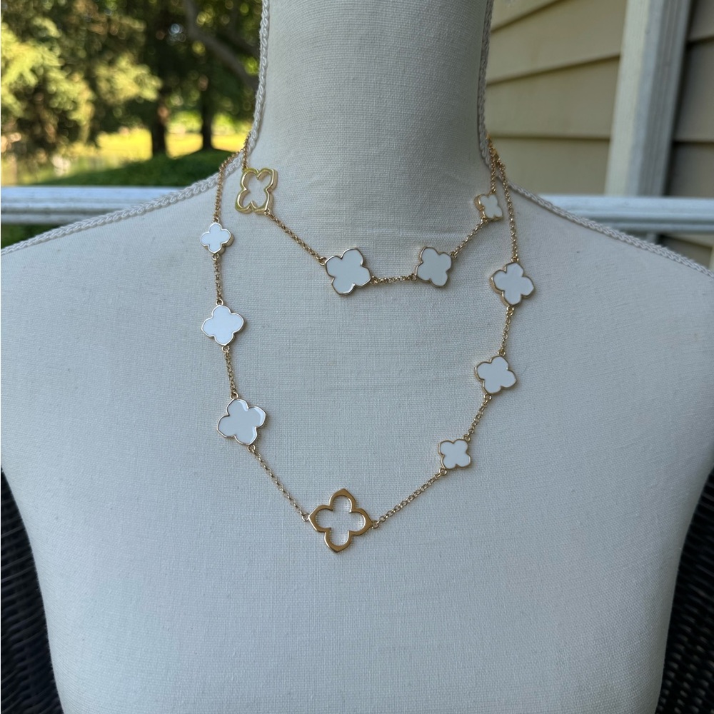 DEPARTMENT STORE NECKLACE - Picture 7 of 8